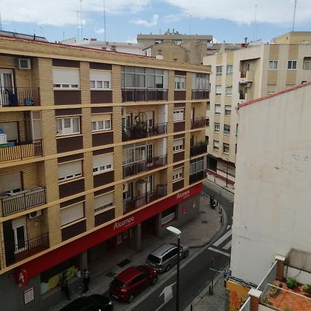 萨拉戈萨Dos Torres Galadriel- Parking Privado Gratis公寓 外观 照片